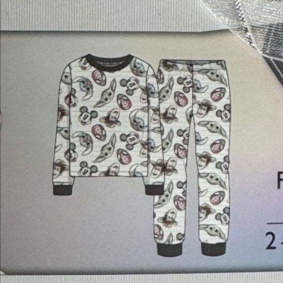 Disney 100 Character Mash Up Men's Sleep Set Pajamas 2 Pieces Size L NEW - Picture 3 of 5